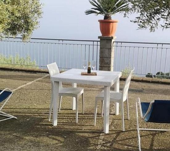 Ferienwohnung Casale I Tre Diamanti Massa Lubrense Exterior foto